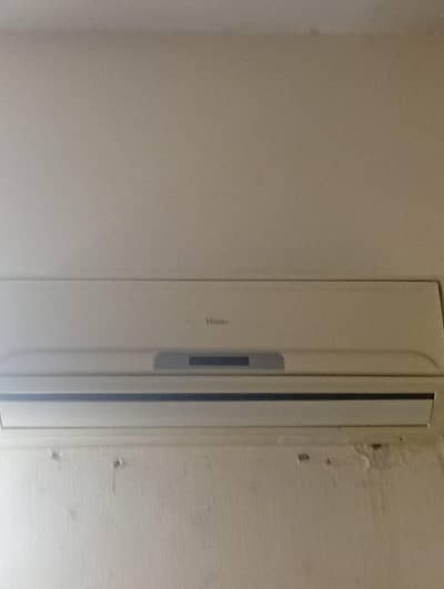 Haier AC 1 TON - GOOD Condition