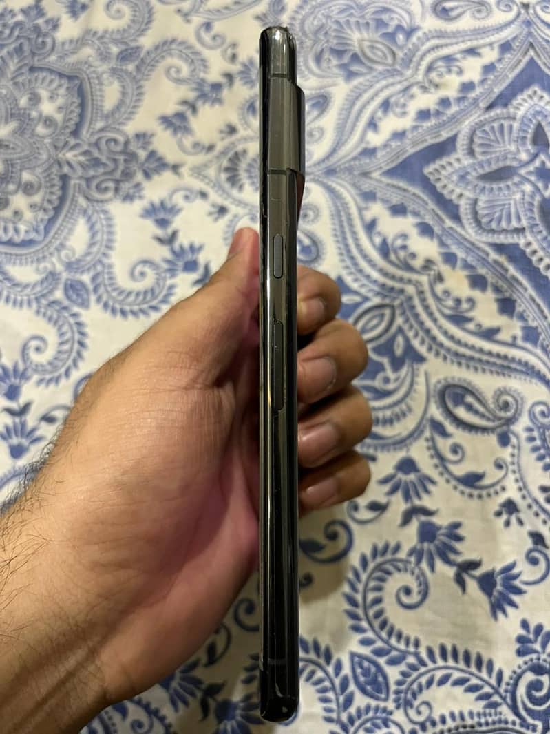 Google Pixel 7 Pro 2