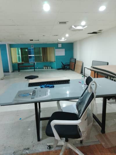 A 680sqft Luxury Office for Rent at A Prime Location