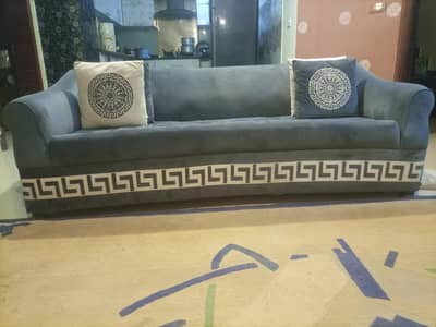 Sofa Set in Good Condition