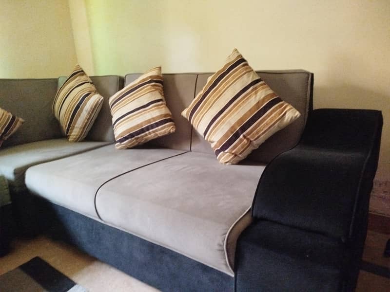 grey sofa 1