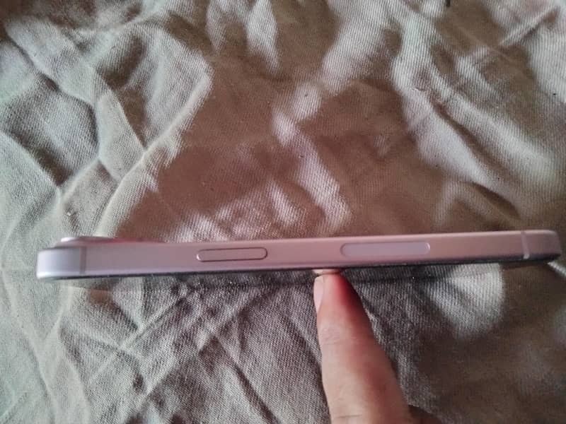 Apple iPhone 15 1
