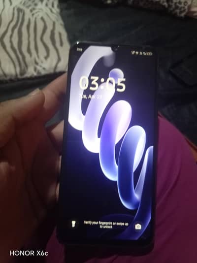 Itel City 100