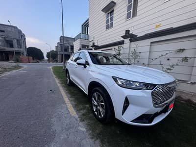 Haval H6 2.0T AWD 2023 Top of the Line | White | Genuine Condition