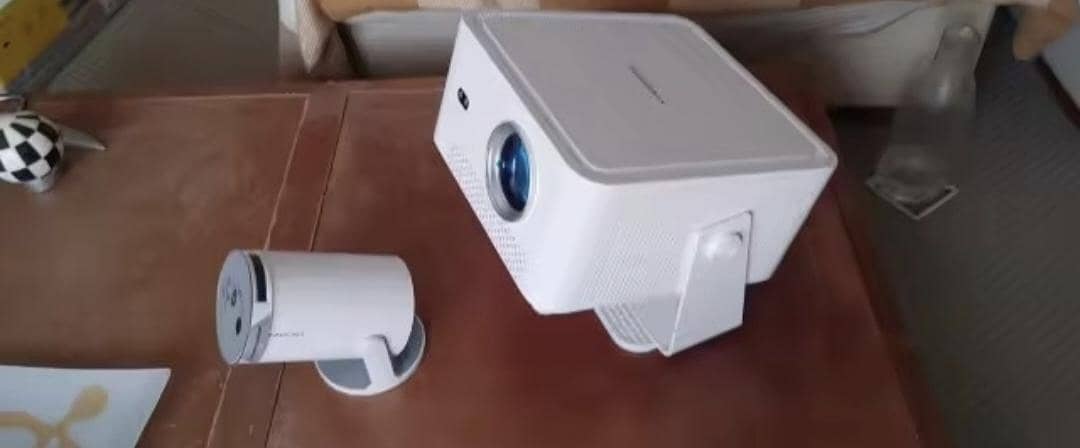 Multimedia Projector | Android 4K Projector | HD projector available 9