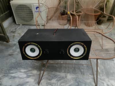 6 inch double woofer speaker used ni hain new hain good sound quality