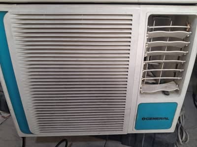 0.75 Ton window ac 10by10 Condition