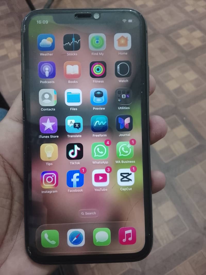 iPhone 11 2