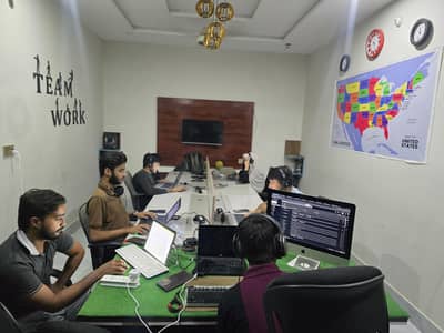 Need Male boy for Truck Dispatching office  ( flurent English