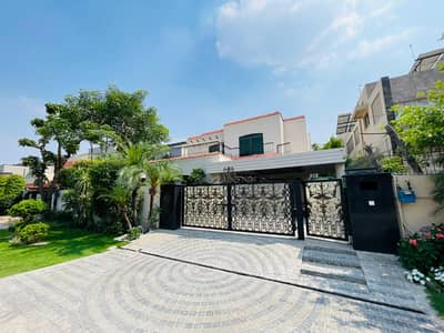 Defence 1 kanal just Like Brand New Fully Furnished Luxurious Bungalow Cheapest Price Near to Park
