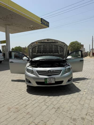Corolla Gli 2010/2011 mint condition chill Ac