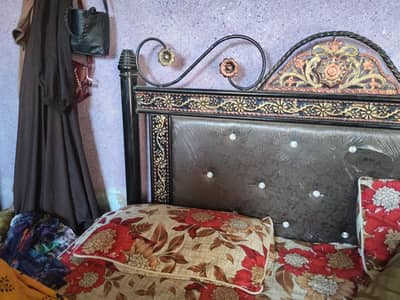 Double bed king size condition 9/10