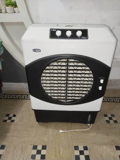 I Want Sell My Air Cooler AC 220Volts Use Only 2 Month