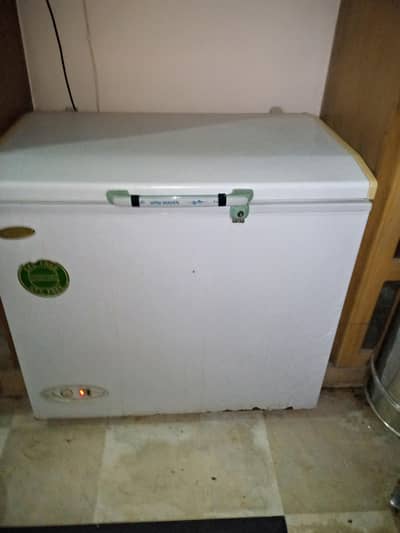used single deep frizer working condition
