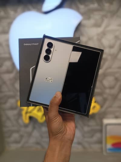 SAMSUNG Z FOLD 7  - 12/256gb Storage