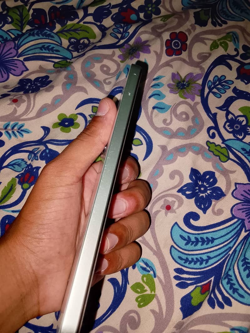 Realme Note 60x 2
