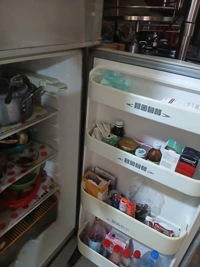 DAWALANCE fridge in best condition