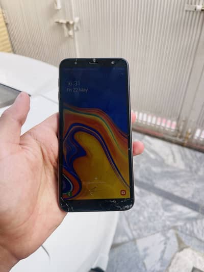 Samsung j4