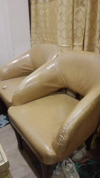 6 seater dining table