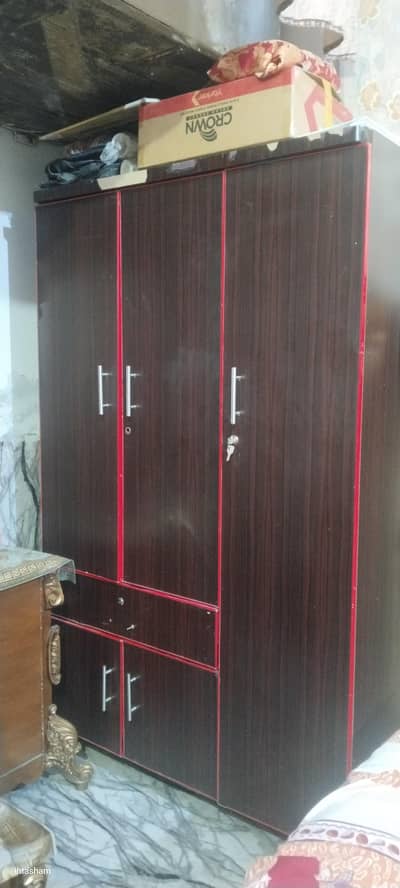 wooden wardrobe for sale in new condition