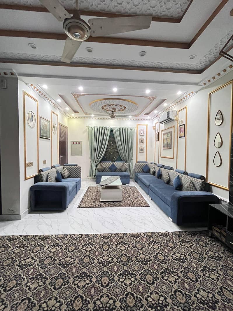 Double corner sofa set. 0