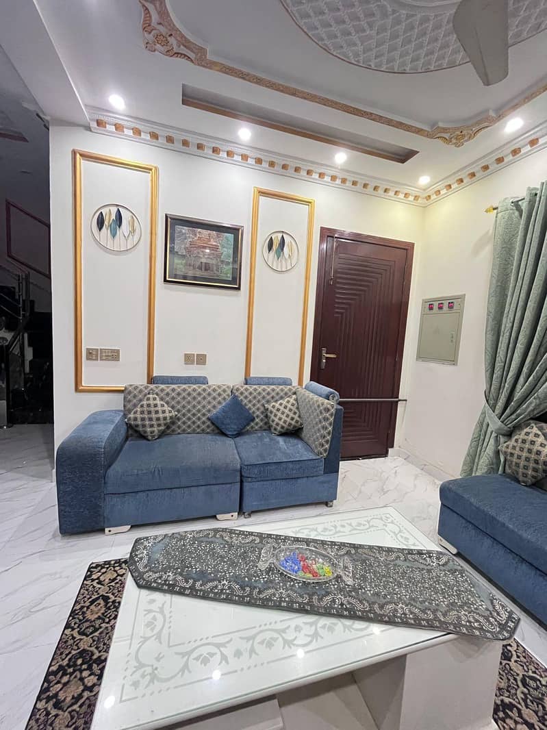 Double corner sofa set. 5