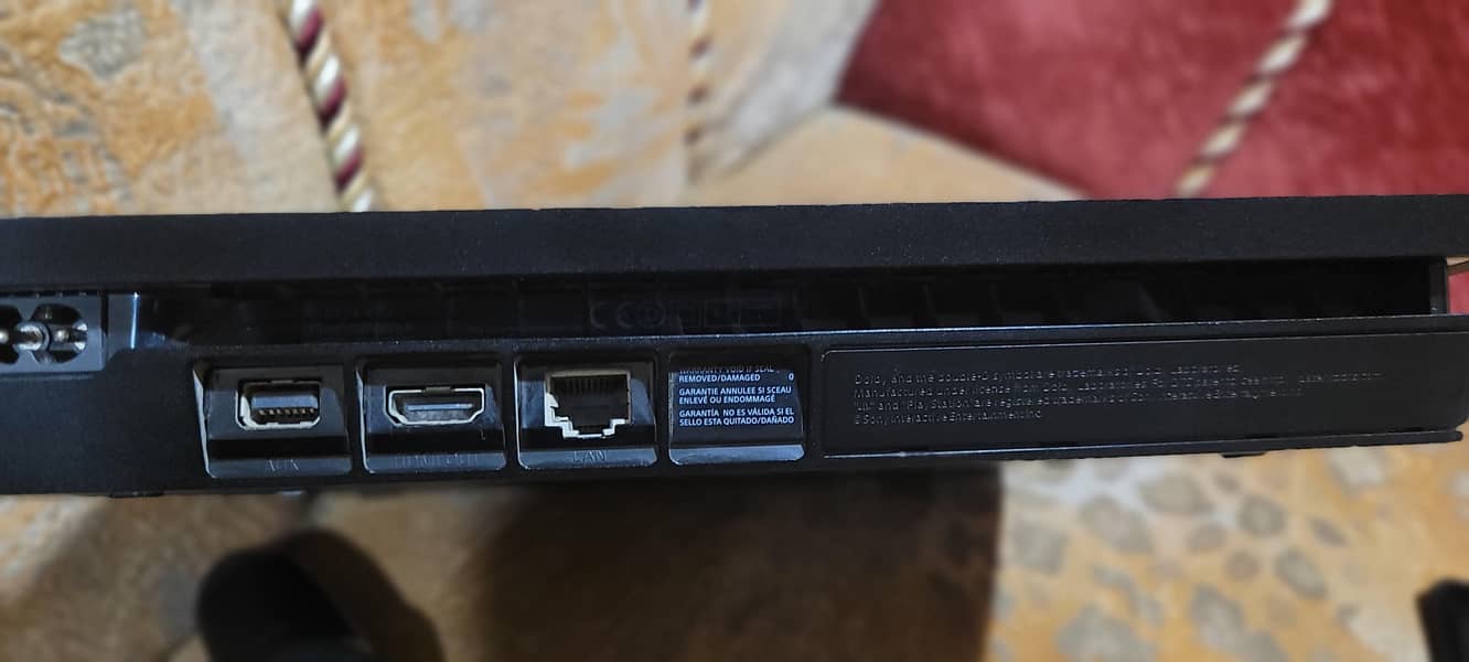 ps4 slim 2