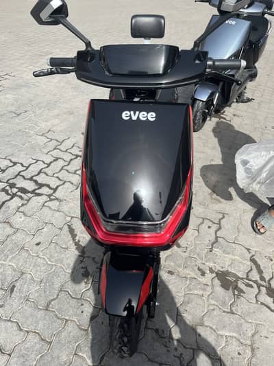 Evee gen z 2026 model condition like new