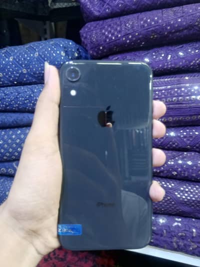 I phone XR