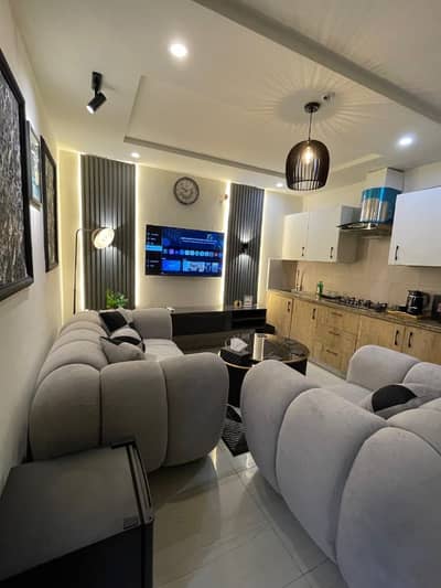 Daily basis and weekly basis One bedroom fully furnished luxury apartments available for rent Gulberg greens Islamabad