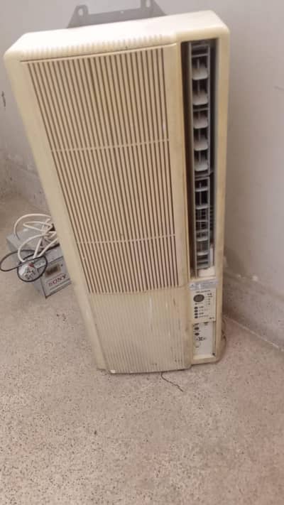 Portable AC Good condition