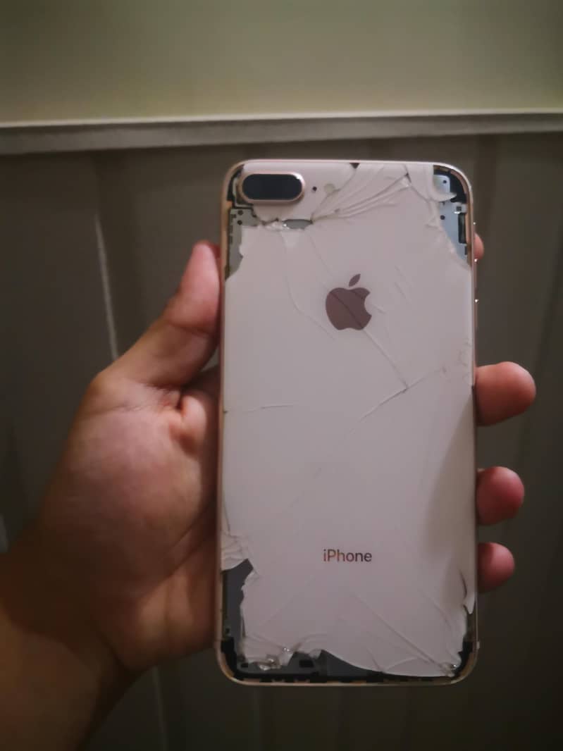 Iphone 8 plus 1