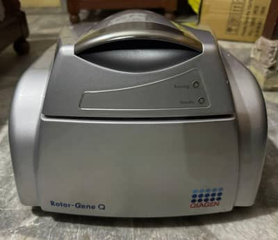 QIagen Rotor-Gene Q 5plex PCR Thermocycler machine for laboratory