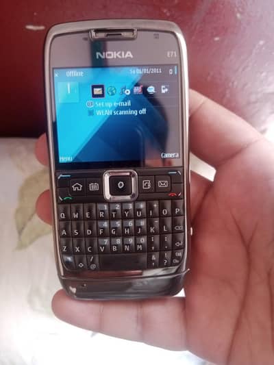 Nokia E71 for sale