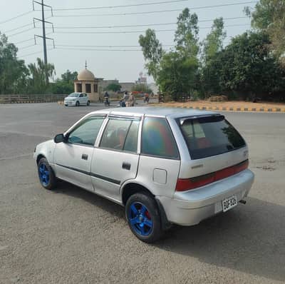 Suzuki Cultus Vxr 2003/2004