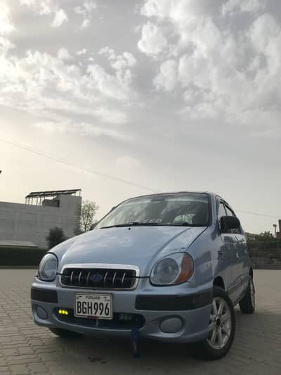 HUANDAI SANTRO 2004 EXECUTIVE