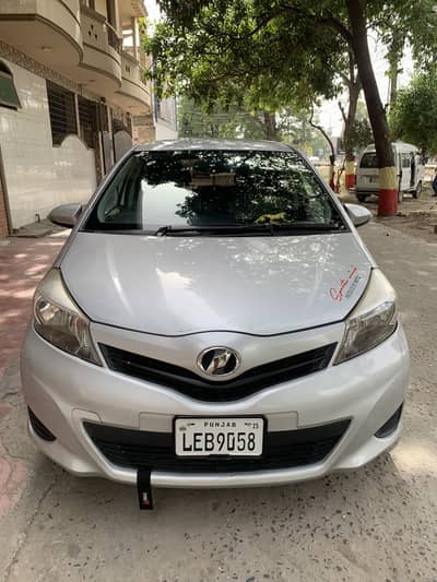 Toyota vitz 2011 model 15 import