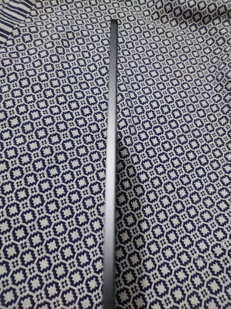 Ipad m4 complete box 3