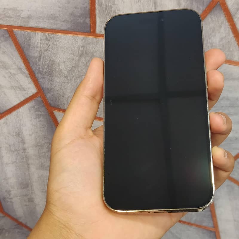 iphone 14 pro 1