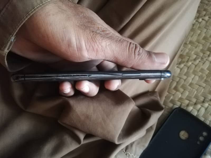 iPhone X 1