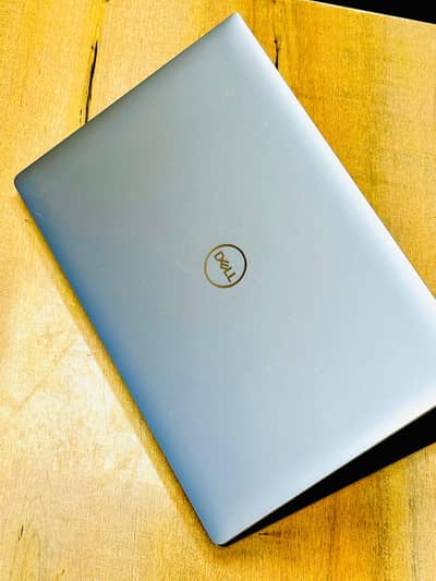 DELL PRECISION 5540 - CORE i5 9th Gen - 8/256
