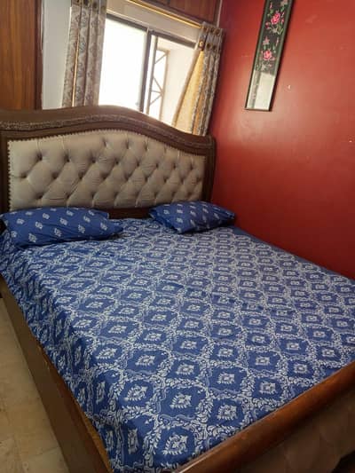 used wooden bed set