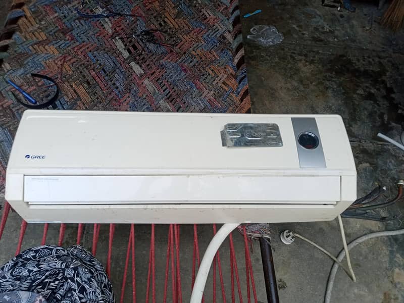 Gree split AC 0