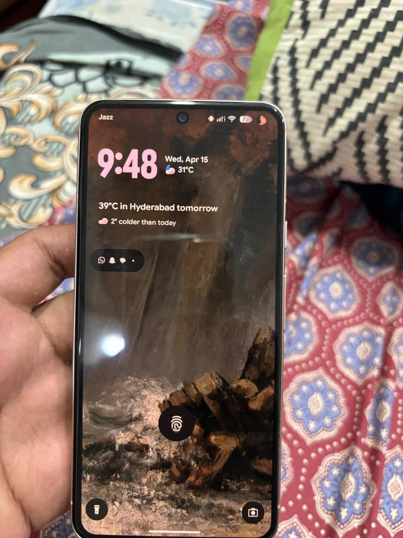 Google Pixel 8 3