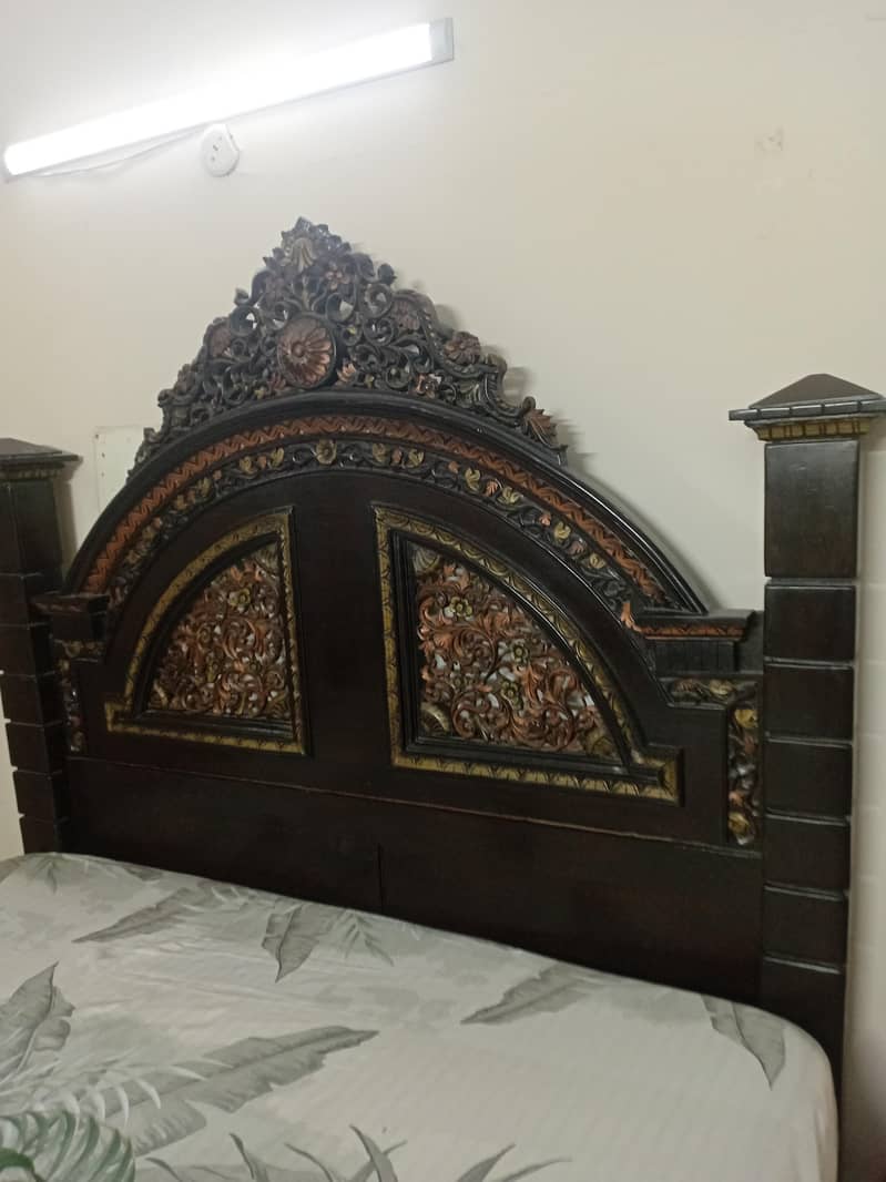 chinioti bed 1