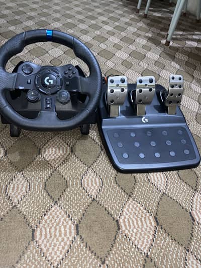 Logitech g923 racing wheel for ps4/5