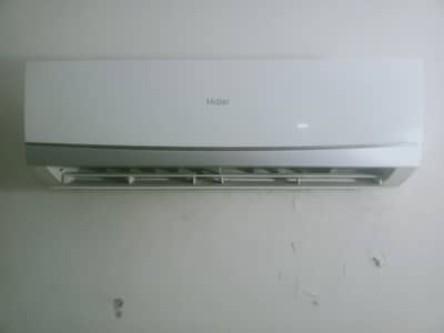 Haier AC for sale. Perfectly working.