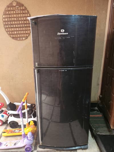 DAWLANCE FRIDGE 100% OK