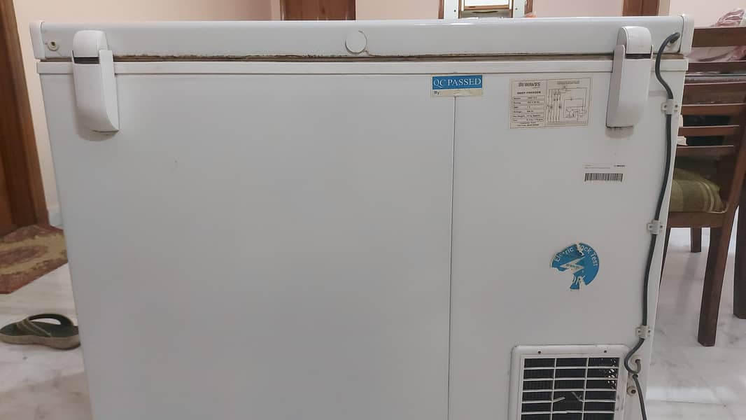 Waves Freezer Model 313 1