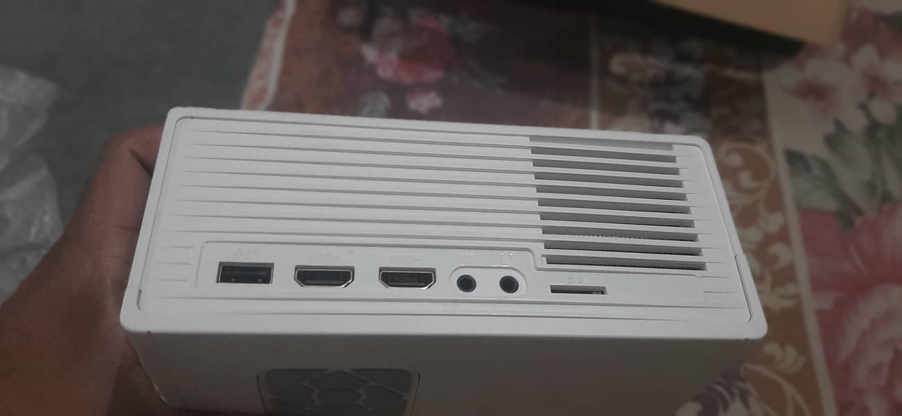 projector hd 4